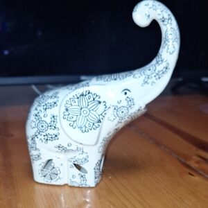 Source Unknown White Elephant with Black Floral Patterns
